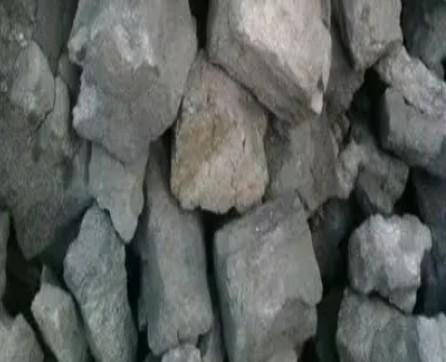 30400kj / Kg Kalori Değeri Dökümü İçin Büyük Blok Döküm Kok Malzemesi