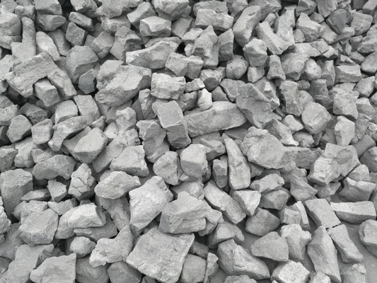 Düşük Kükürt Külü %8 Sert Kok Minerali 7400kj/Kg Kalori Değeri Küçük Gözeneklilik