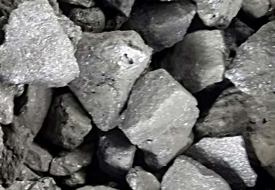 Gri Renkli Yüksek Karbonlu Silikon Metal Alaşımlı Çelik Si% 60 ile Malzeme Yapımı